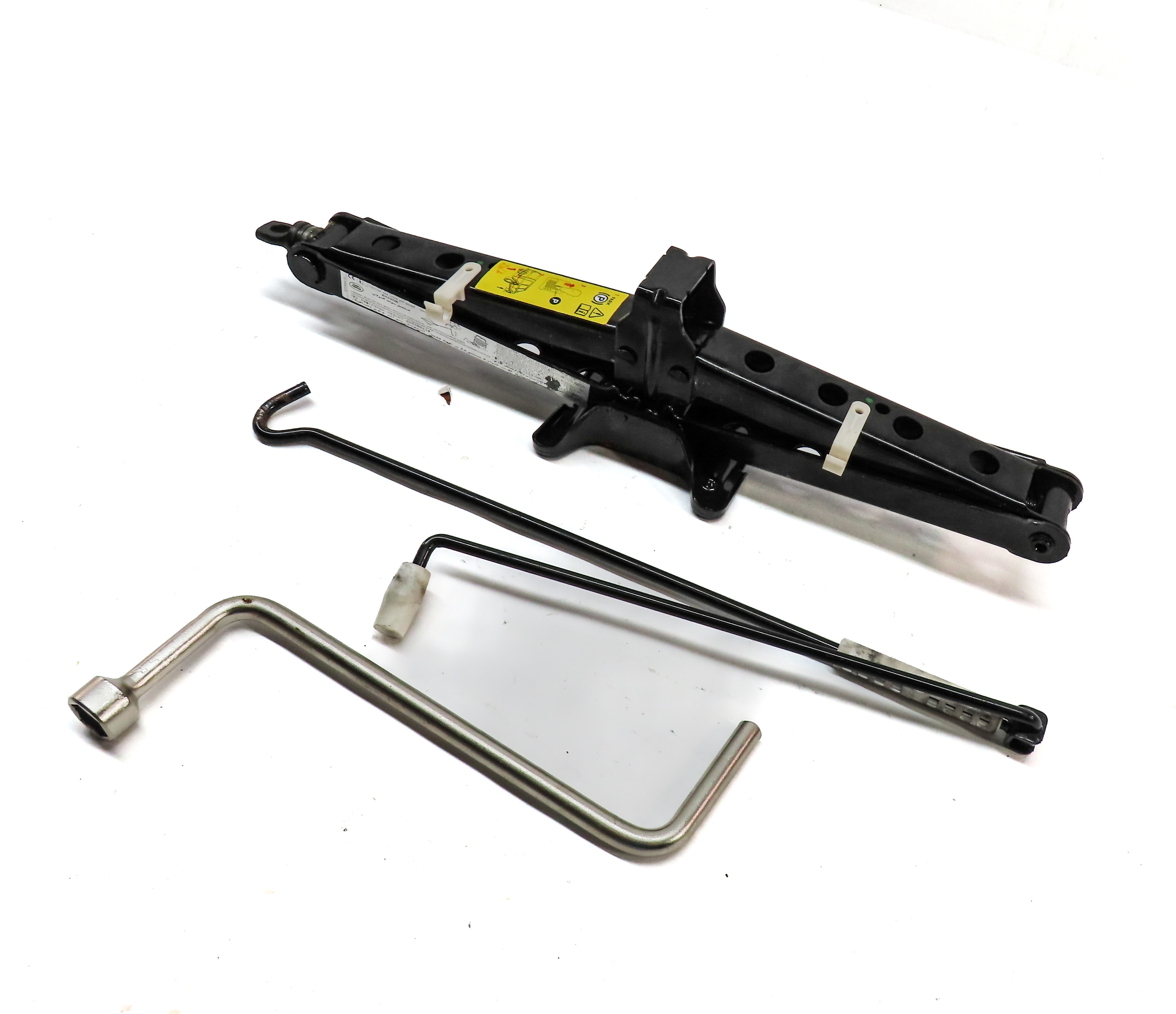 2010 RANGE ROVER (L322) EMERGENCY ROADSIDE SCISSOR JACK & LUG NUT WRENCH SET — exact item pictured
